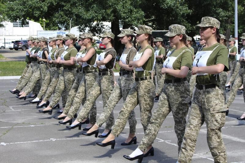 UKRAINE - FEMALE SOLDIERS MARCH IN HEELS - AP 7-2-2021.jpeg